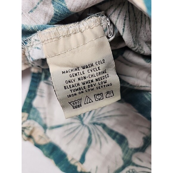 Cooke Street Honolulu Size XL Hibiscus Print Floral Hawaiian Shirt Short Sleeve - Picture 9 of 9